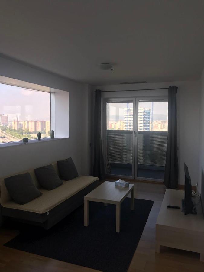 Sotell Apartment Gran Via Europa Bcn L'Hospitalet de Llobregat Esterno foto